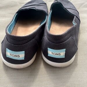 Toms Black Canvas Slip-On